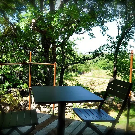Alojamento de Acomodação e Pequeno-almoço Sieste En Luberon *