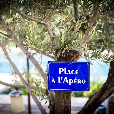 Alojamento de Acomodação e Pequeno-almoço Sieste En Luberon *